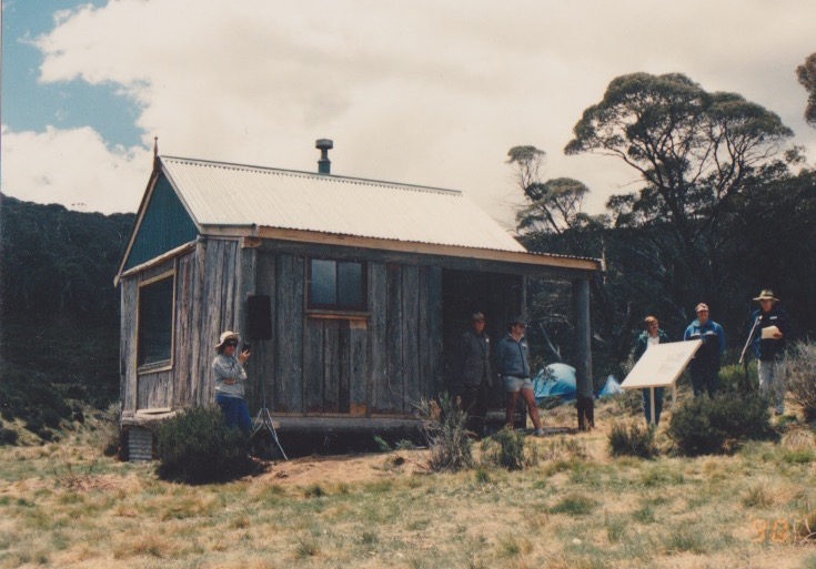 photo of front of burrunggubugge hut photo olaf moon 1989