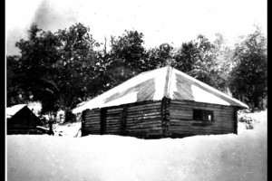 Pretty Plain Huts in the snow, 1900's.