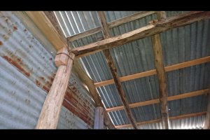 And new battens. &#169; Narelle Irvine, Aug 2016